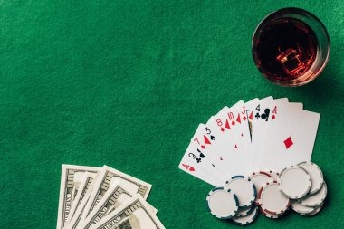 Live Sic Bo table on badak slot with dice shaker and betting layout